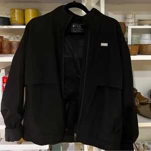 Figs scrub jacket size small